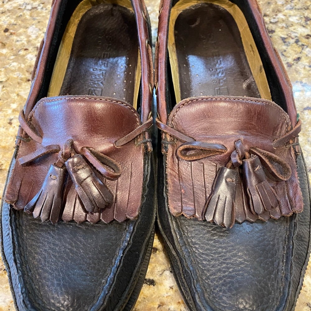 Sperry topsiders with tassels 9.5 D brown & black